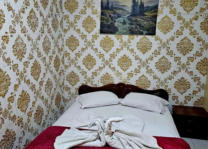 Hotell Dafina 2*